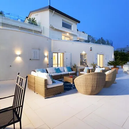 Pasitea - - Beautiful Views Holiday home *